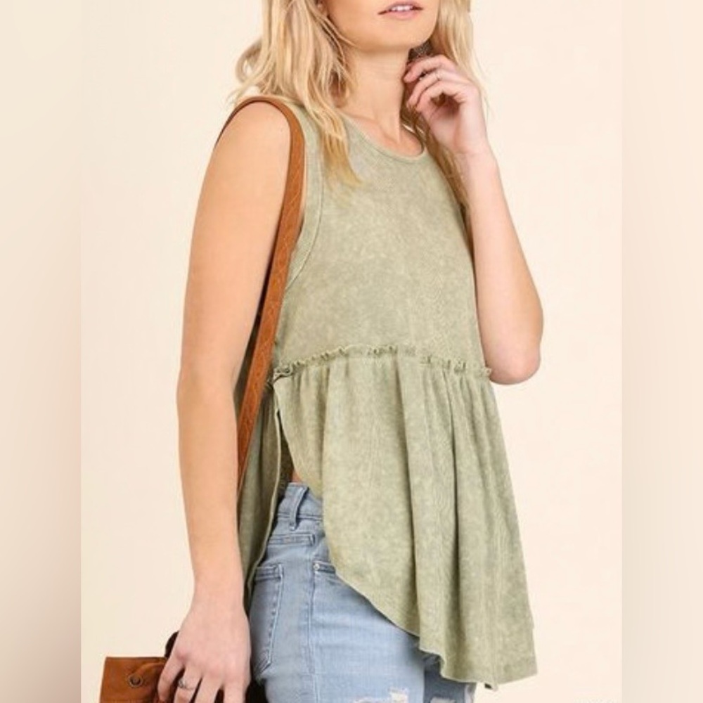 Urban Outfitters Kimchi Blue Tank